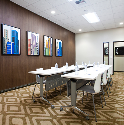 MULTIPLE MEETING ROOMS AT YOUR CONVENIENCE
